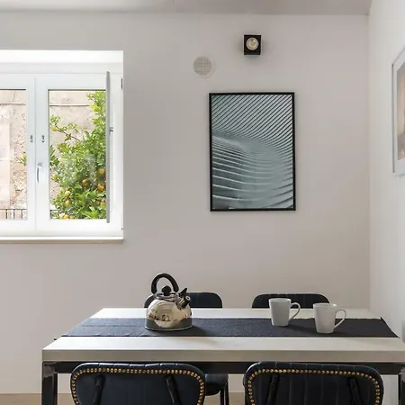 Giudecca Design Homes By Wonderful Italy * Syracuse