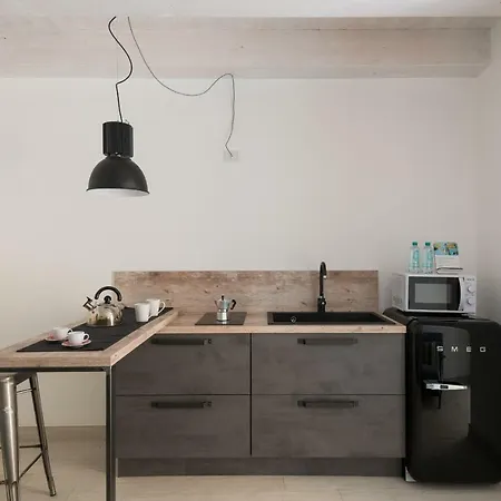Giudecca Design Homes By Wonderful Italy * Syracuse