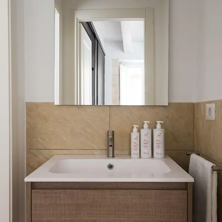Giudecca Design Homes By Wonderful Italy * Syracuse